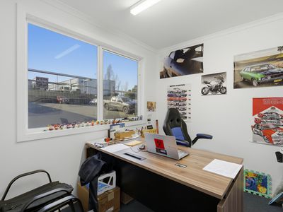 Tenancy 1 / 45 Thistle Street West, South Launceston