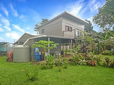 46 Hickory Street, Goondi Bend