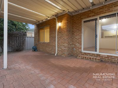 2 / 2 Welburn Street, Nollamara