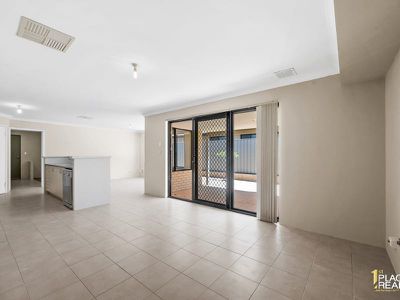 8 Eaton Way, Baldivis