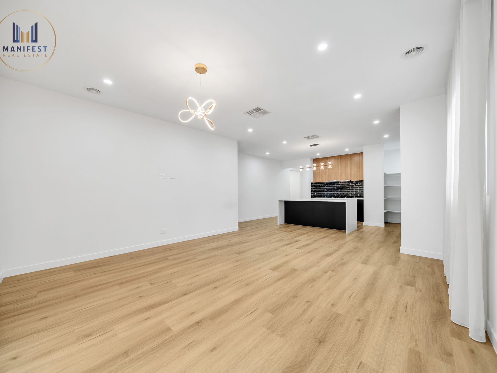 10 Hemsworth Road, Weir Views