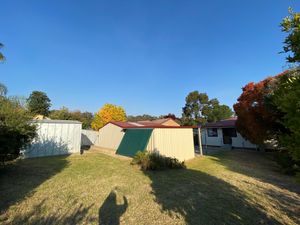 19 Waratah Crescent, West Albury