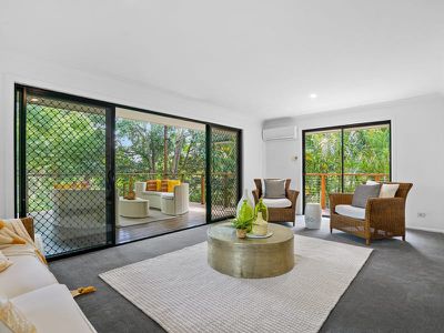 14 HILLVIEW PARADE, Ashmore