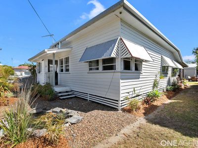 18 Ocean Street, Torquay