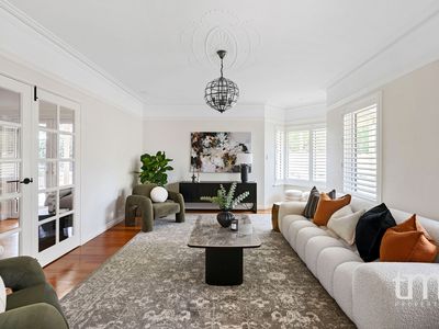 1 Grove End Ridge, Mount Claremont