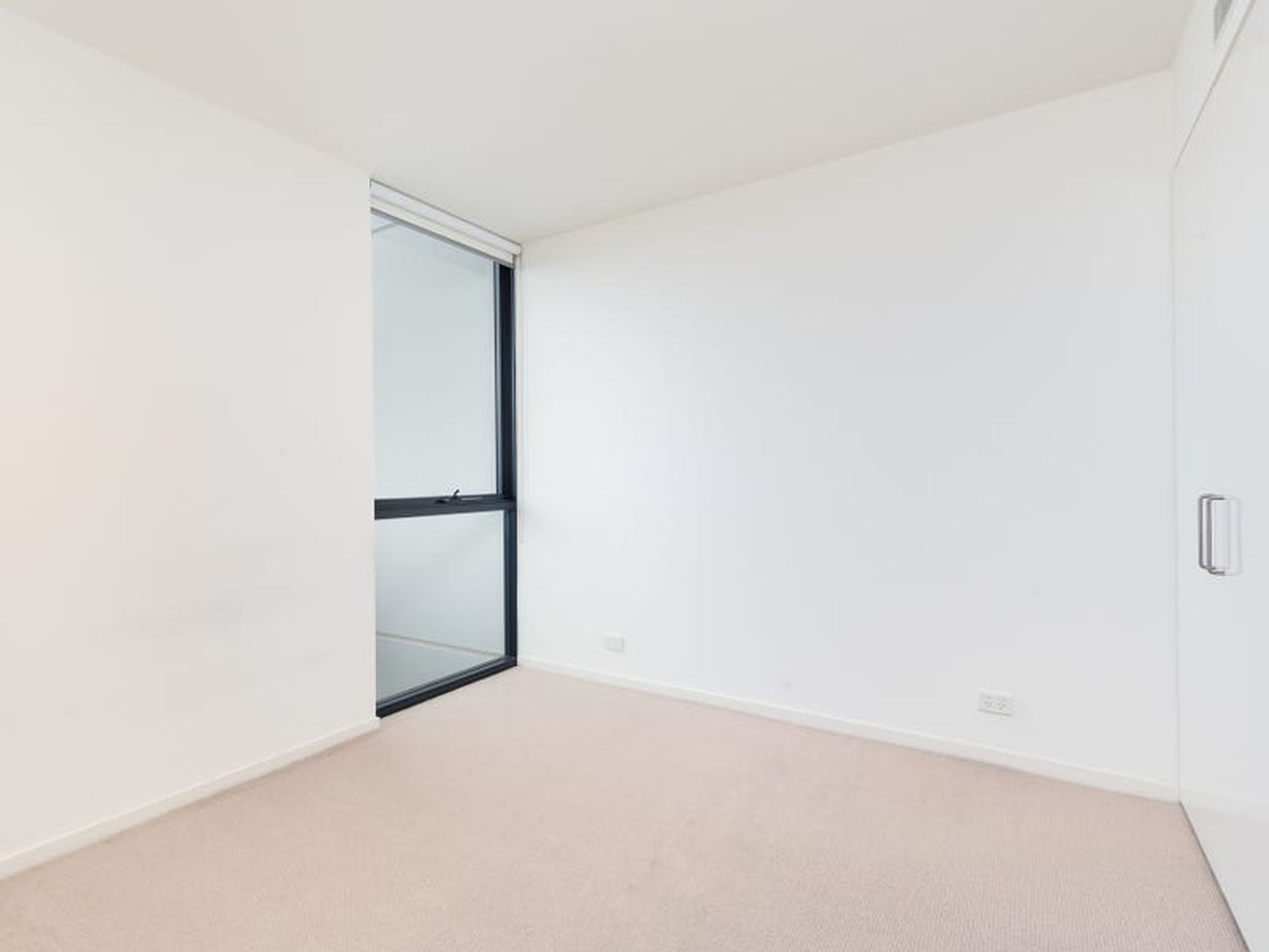 910 / 6 Saunders Close, Macquarie Park