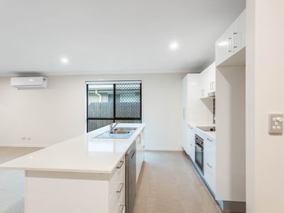 81 Crest Street, Narangba