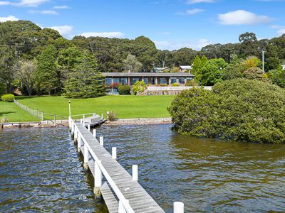 90 Old Highway, Narooma