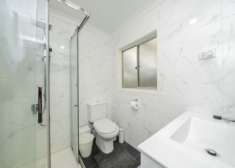 1 / 28 Rich Street, Noble Park