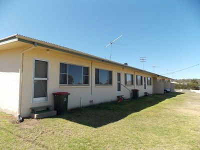 1 / 8 Alfred Street, Nanango