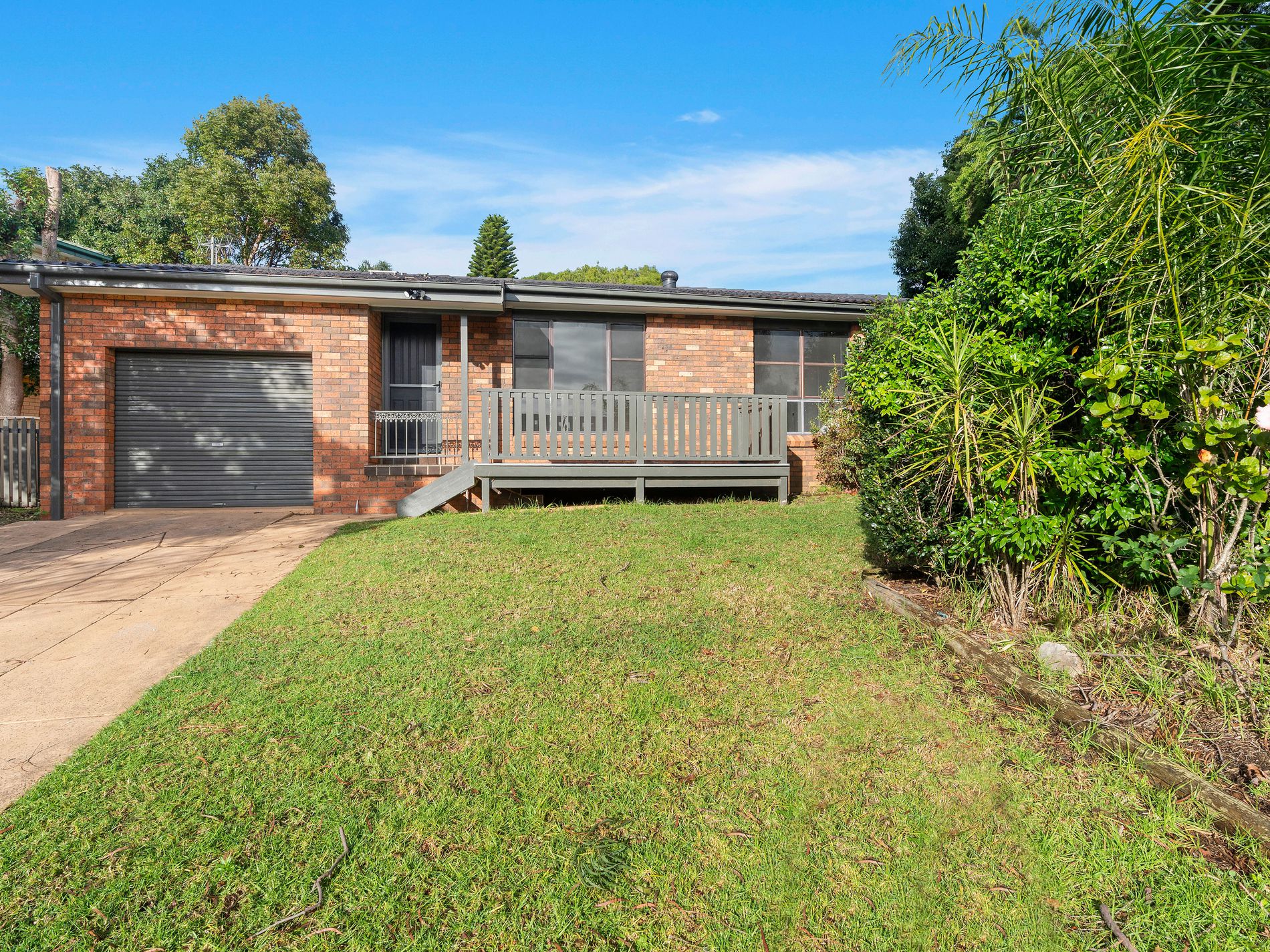 24 Yeovil Drive, Bomaderry