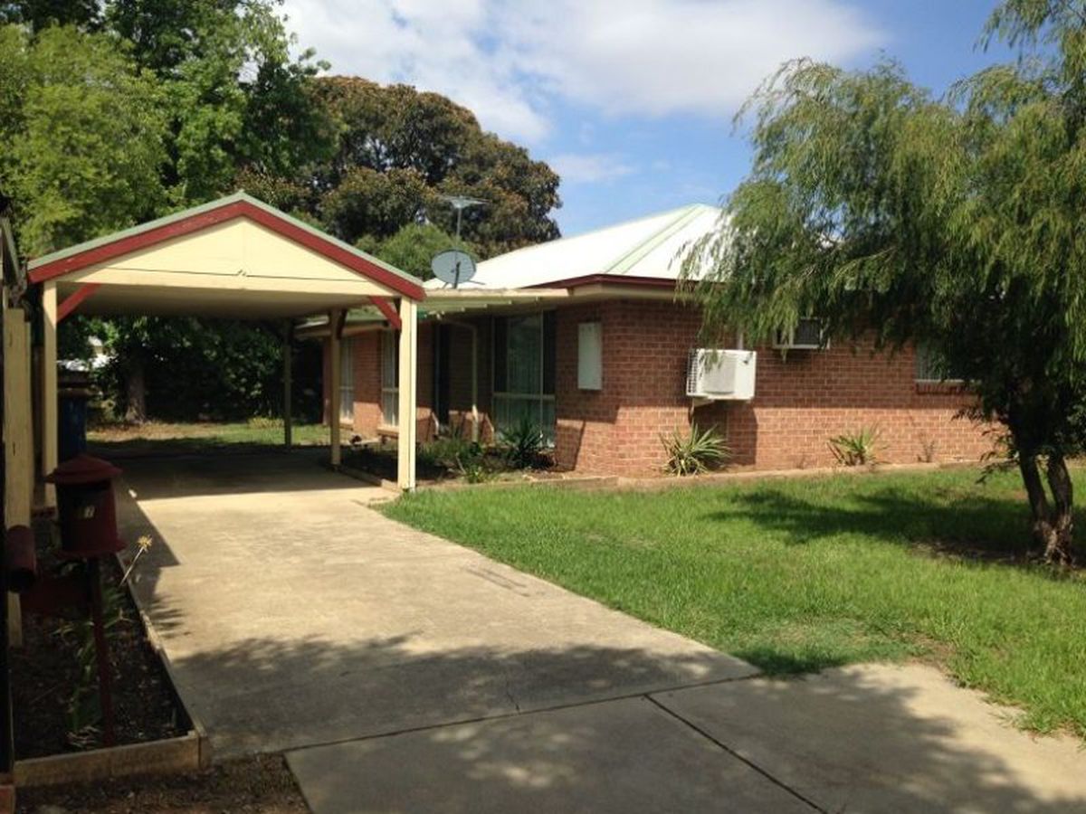 17 Curtois Street, Yarrawonga Extons Real Estate