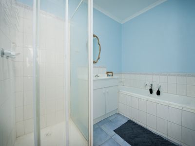 5 Linmac Court, Hampton Park