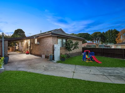 2 Pamir Street, Dandenong North