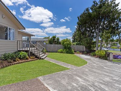 15 & 15A Bahari Drive, Ranui