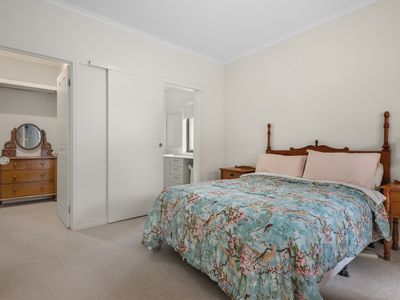 unit 2 / 15-17 Rodney Street, Gisborne