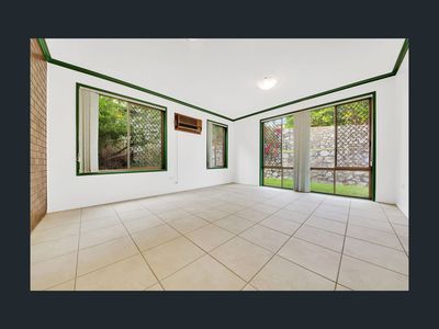 35 ILLAWARRA DRIVE, Kin Kora