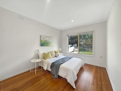 15 Dongola Road, West Footscray