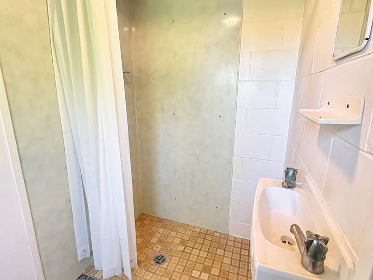 7 Eighth Avenue, Atherton