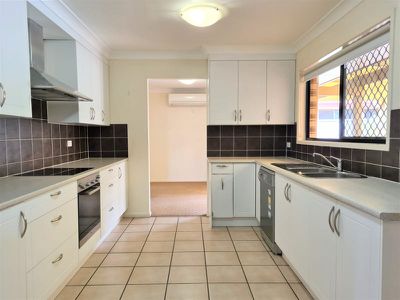 33 Carnaby Street, Macgregor