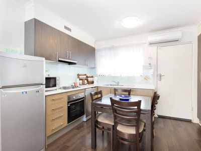 7 / 3-5 Hargreaves Crescent, Braybrook