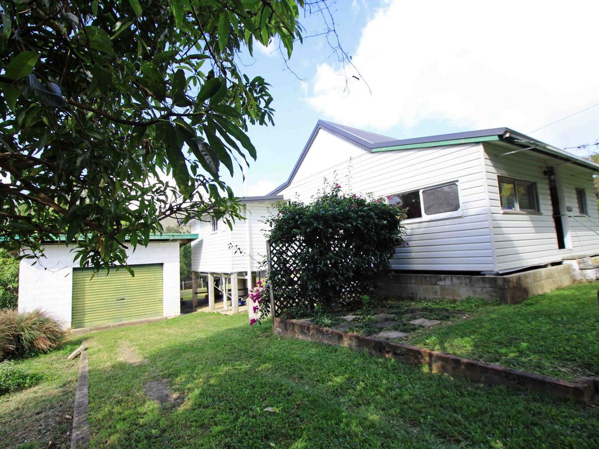 4 MINNA STREET, Herberton