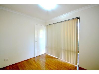 84 Towncentre Drive, Thornlie