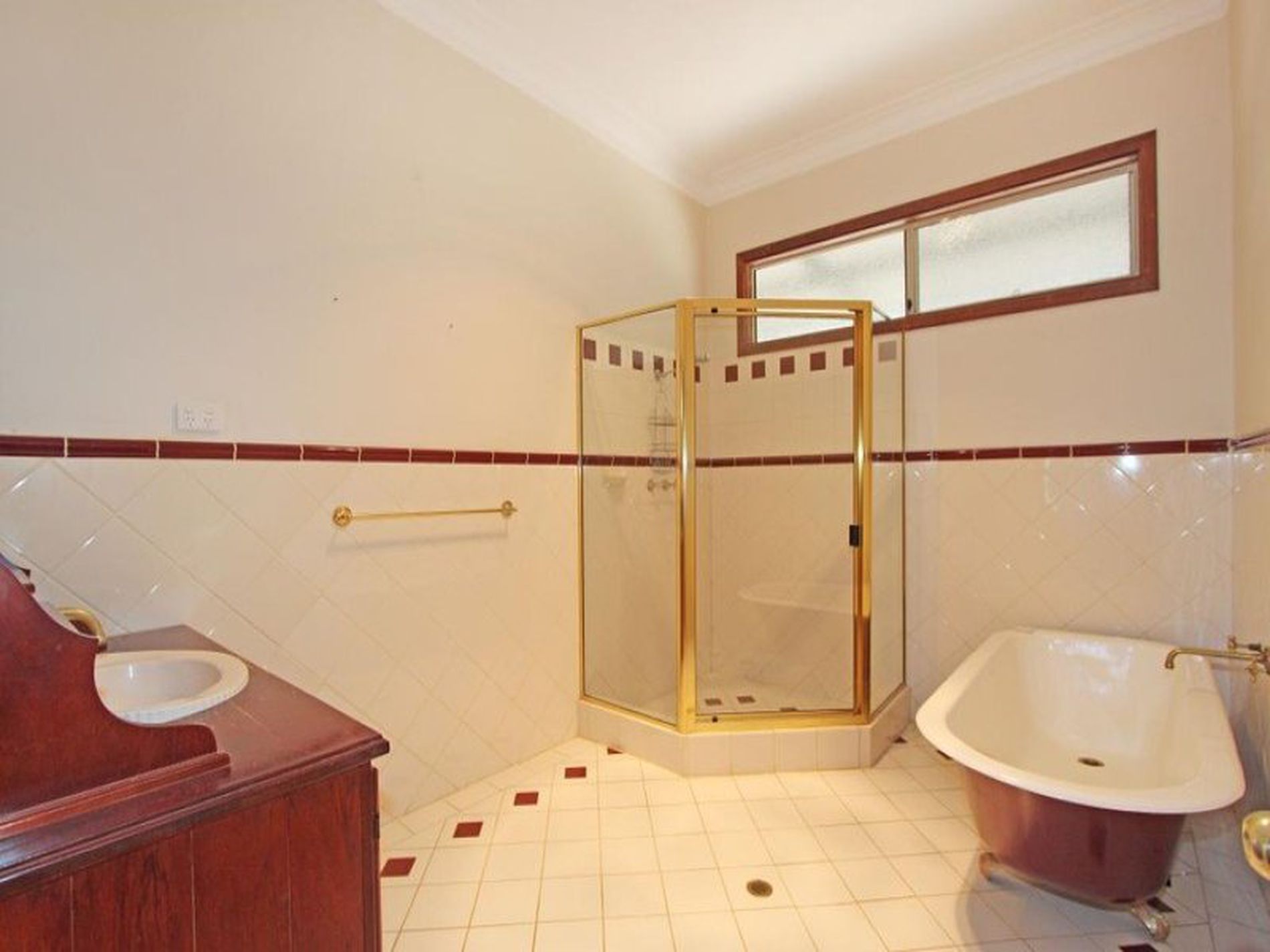 94 Killarney Street, Hannans