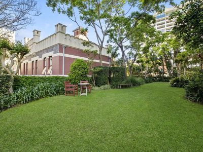 B303 / 780 Bourke Street, Redfern