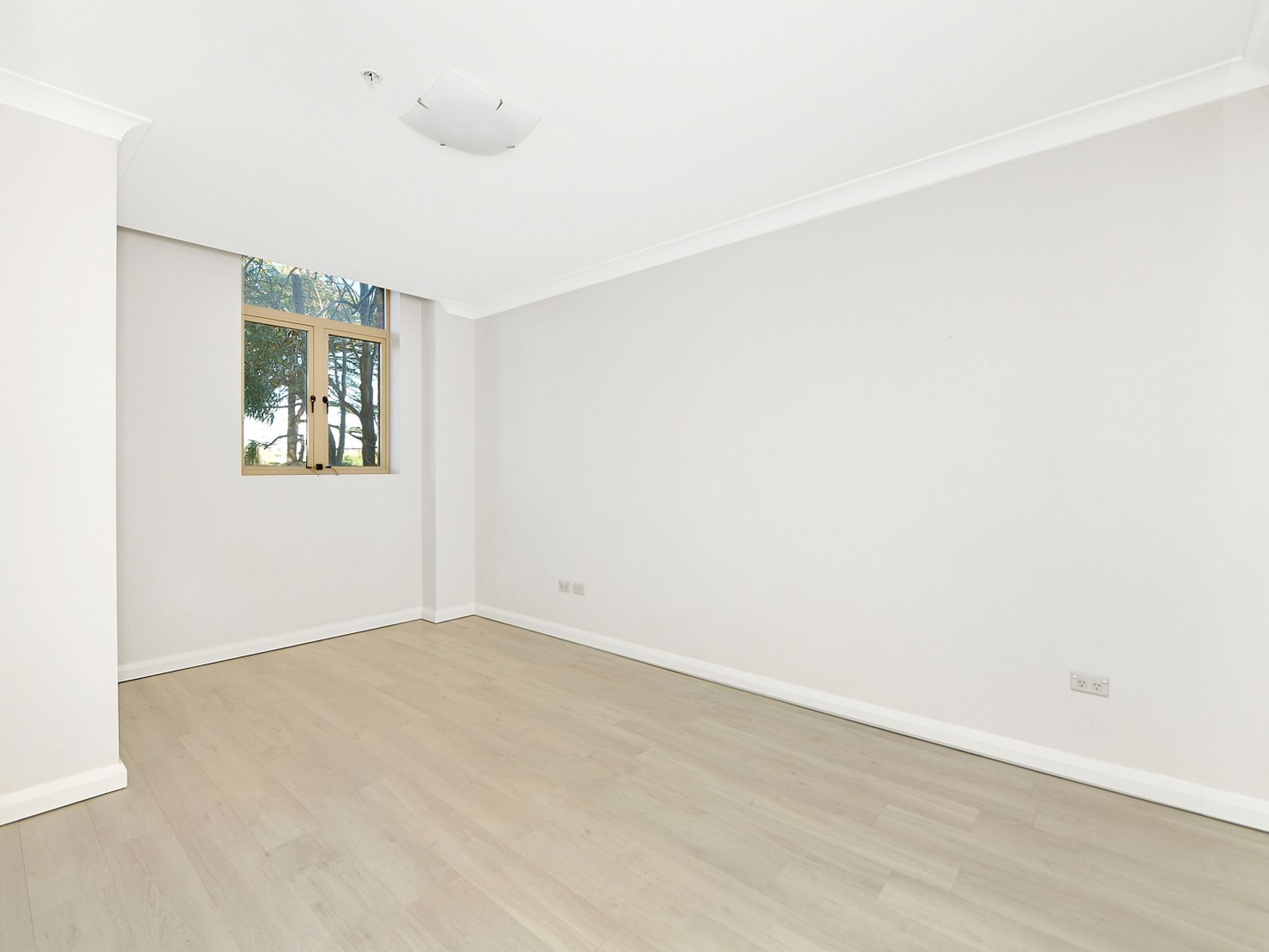 10 / 45 Trafalgar Street, Annandale