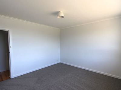 12 Hillcrest Avenue, Mount Gambier