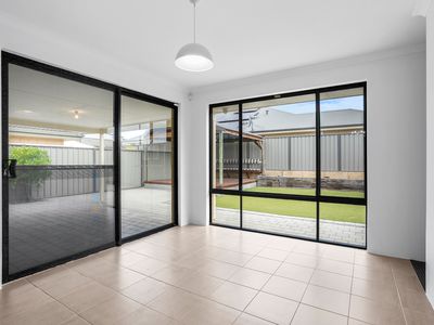 53 Colreavy Ramble, Baldivis