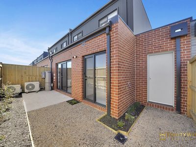 11 Timetable Street, Mambourin