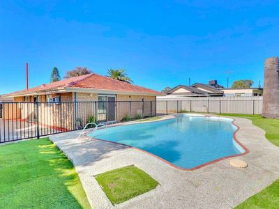 14 Waratah Drive, Camillo