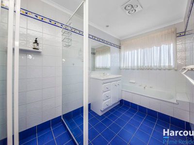 4 Lambie Place, Florey