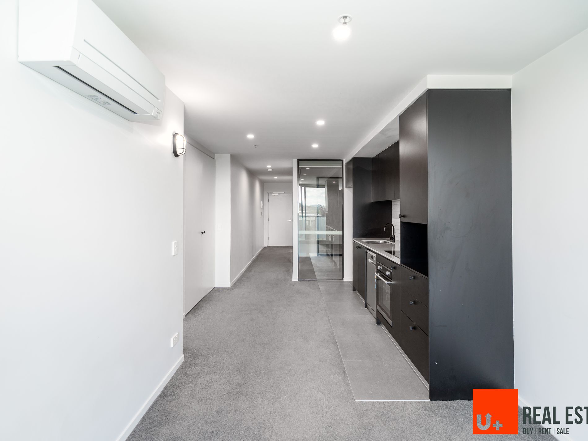 711 / 90 Swain St, Gungahlin