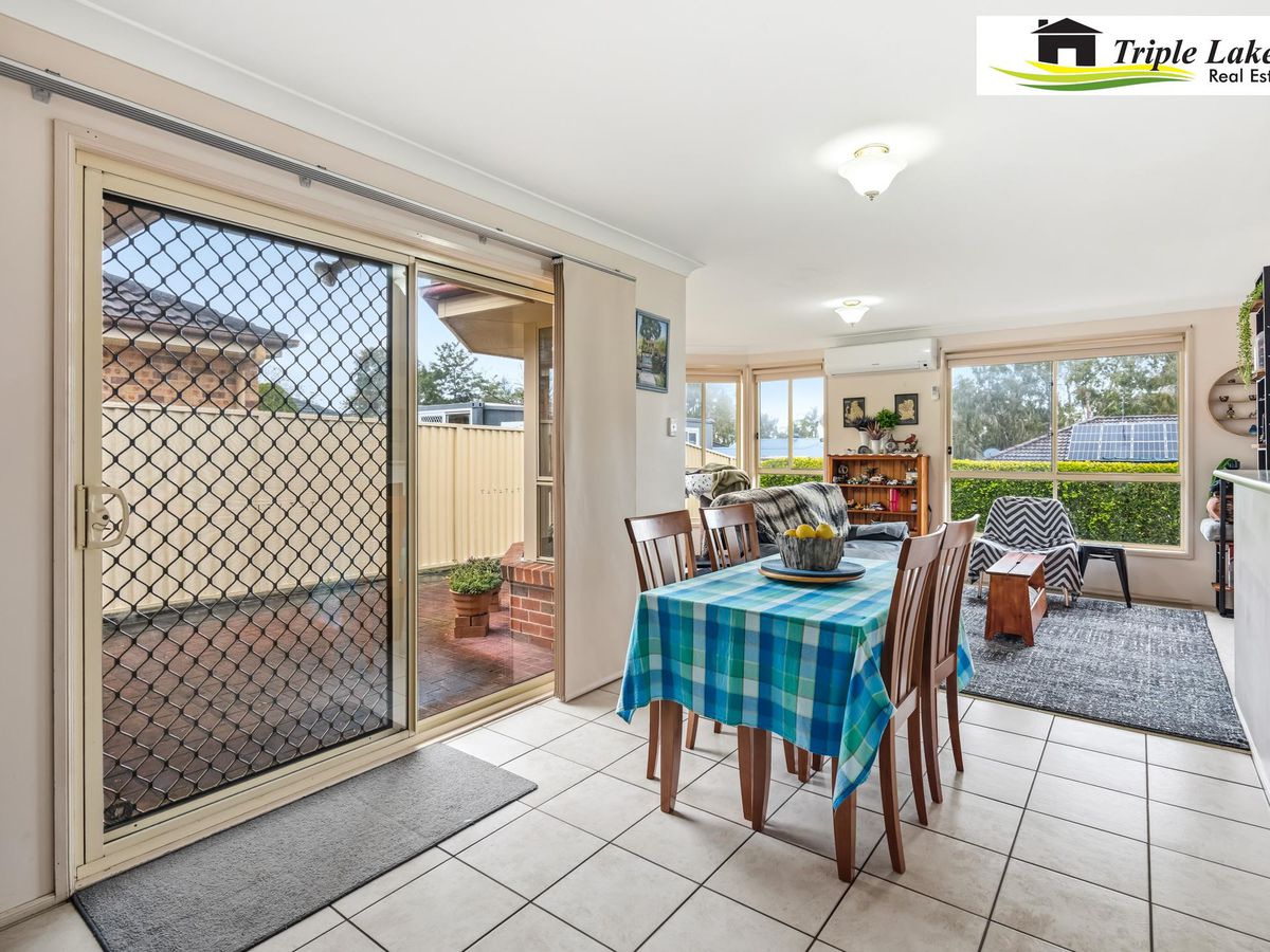 10 Karingal Place, Blue Haven