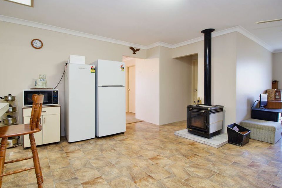 8 Maitland Close , Cooloongup