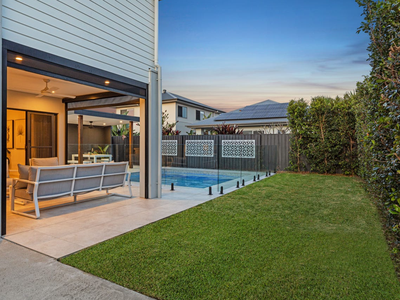 9 Lovat Street, Helensvale