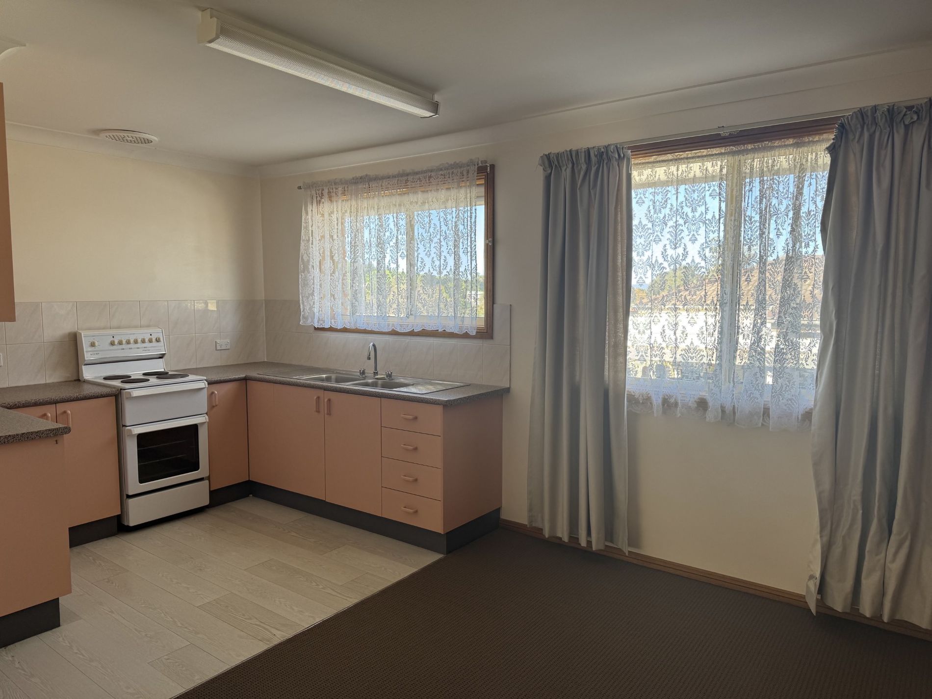 2 / 22 Barton Street, Parkes