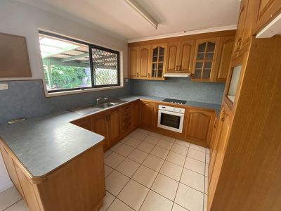 11 Nolan Drive, Kingaroy