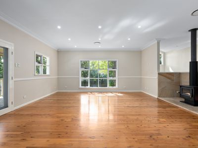 2335 Silverdale Road, Silverdale