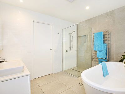 50 Ocean View Avenue, Mooloolaba