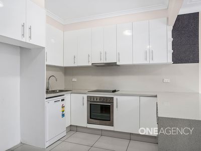 2 / 6 Buckle Crescent, West Wollongong