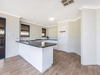 11 Carramup Circle, Port Kennedy