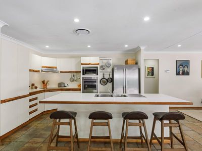 10 Essex Close, Springwood