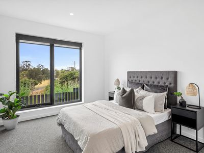 1 / 5 Balmoral Crescent, Rippleside