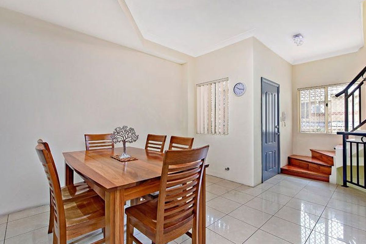 63 Underwood Road, Homebush