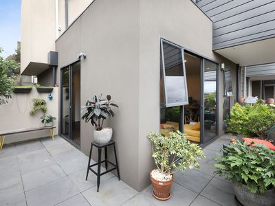 9 / 14 HORIZON DRIVE, Maribyrnong