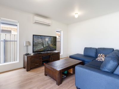 10 / 40 York Terrace , Salisbury